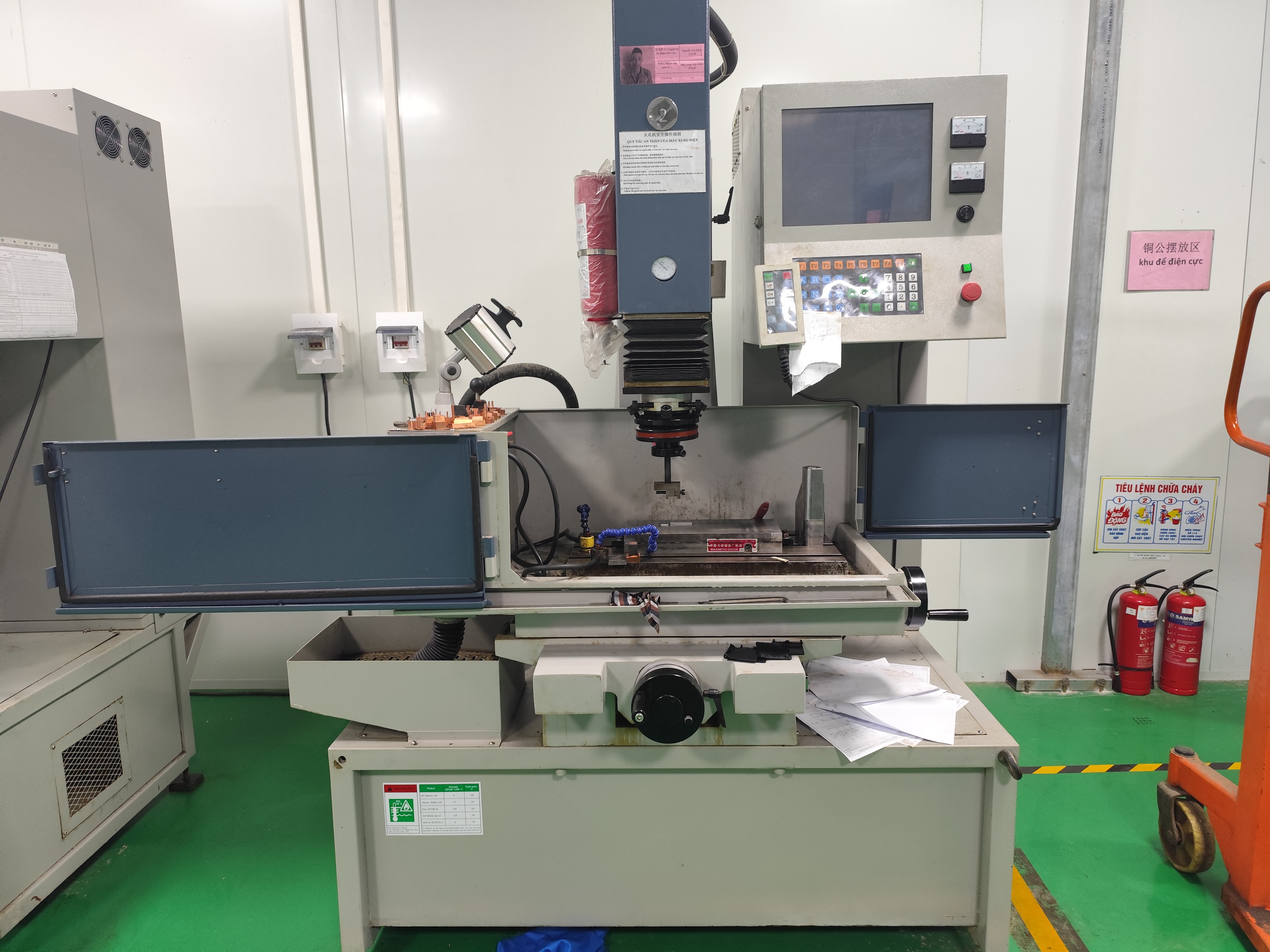 CNC milling machine (5)